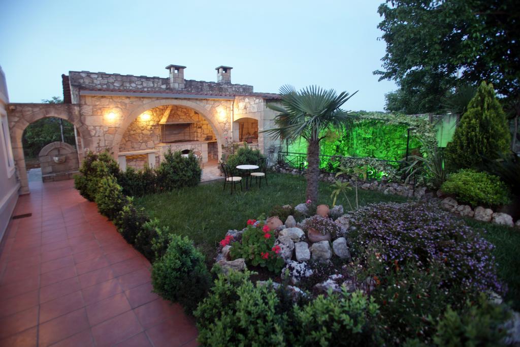 Villa Marianna Vryses Экстерьер фото